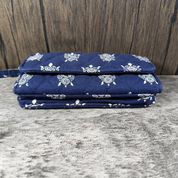 VERA BRADLEY All in One Wristlet Crossbody Wallet Sea Turtles Navy - Picture 6 of 7